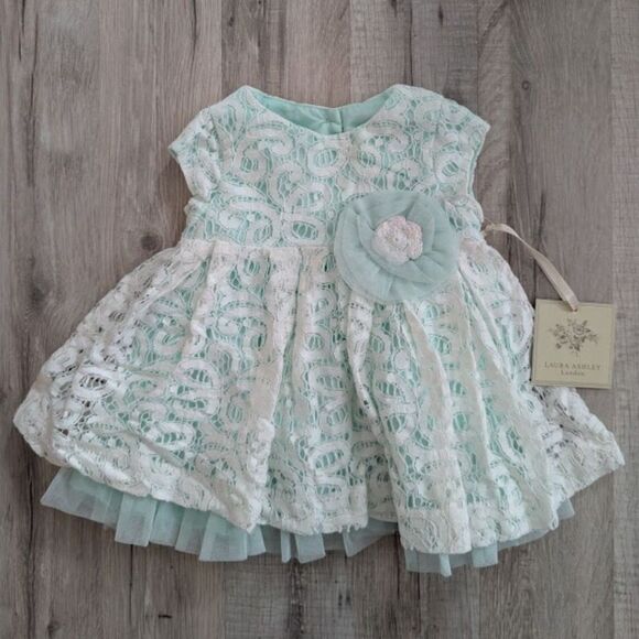 Laura Ashley Other - NWT Laura Ashley London White Blue Lace Dress, 6M (V6)